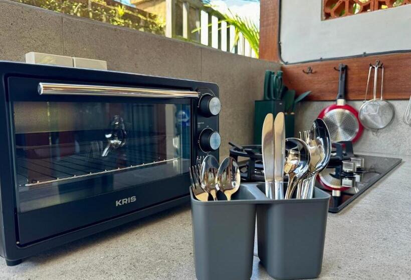 פנסיון Pranawa Guest House