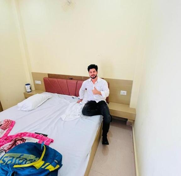 پانسیون River View Paying Guest House