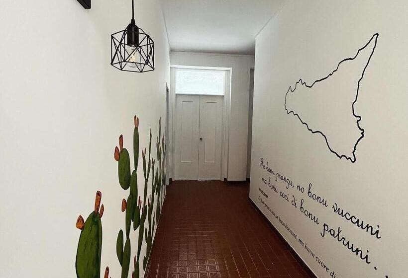 پانسیون Sicilya Rooms