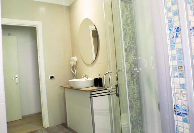 Пансион Soverato Sweet Home Picasso