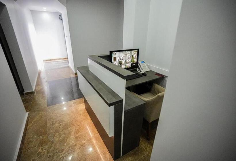 Saraydeluxepremium Otel