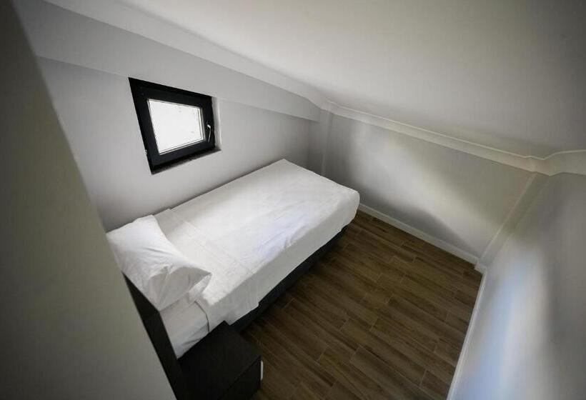 Saraydeluxepremium Otel