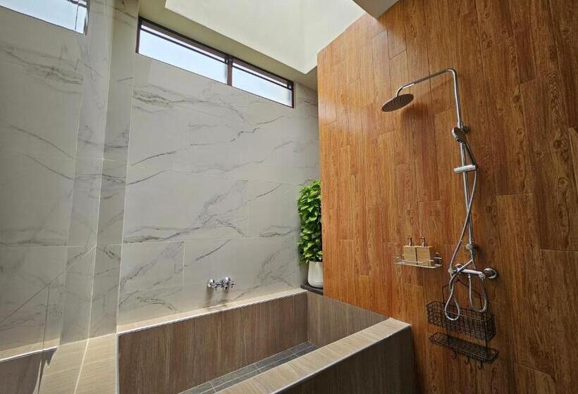 Sunrise Resort & Cafe   ซันไรส์ รีสอร์ท & คาเฟ่