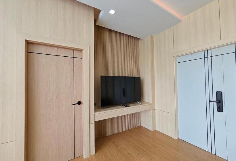 Sunrise Resort & Cafe   ซันไรส์ รีสอร์ท & คาเฟ่