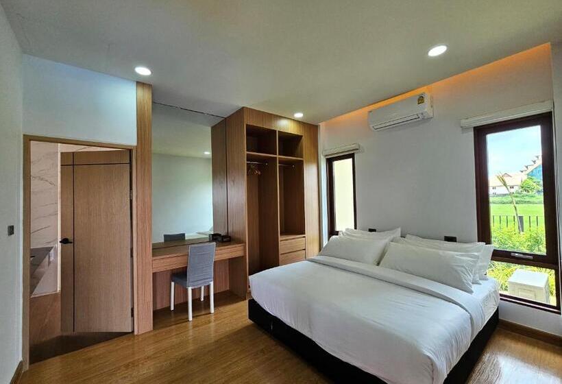 Sunrise Resort & Cafe   ซันไรส์ รีสอร์ท & คาเฟ่