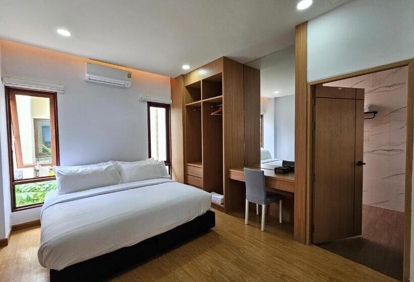 Sunrise Resort & Cafe   ซันไรส์ รีสอร์ท & คาเฟ่