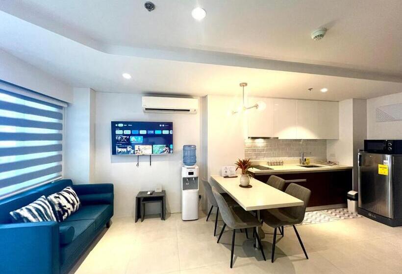 Tambuli Seaside Resort And Spa By Isla Stays 2