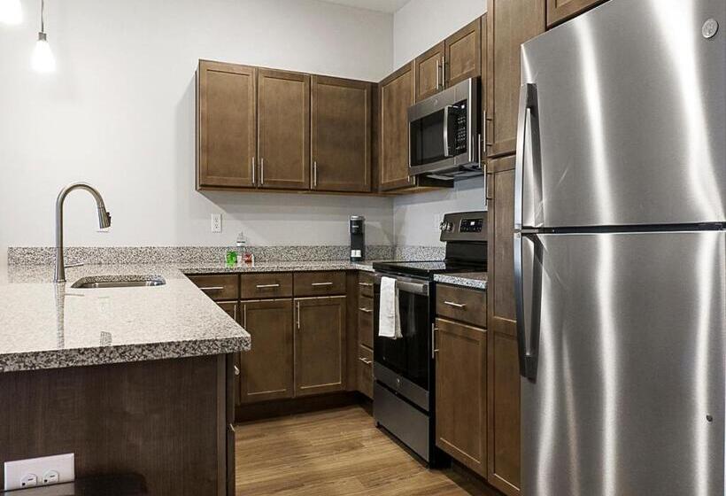 The Landing Apartments By Barsala