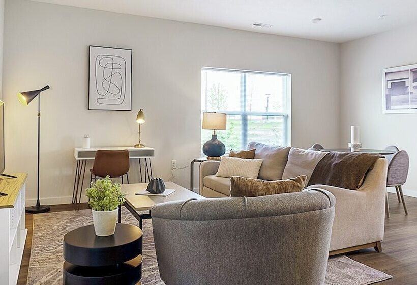 The Landing Apartments By Barsala