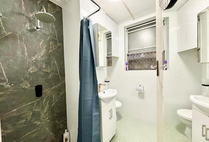 Central Subiaco Oasis 1 Bedroom Unit