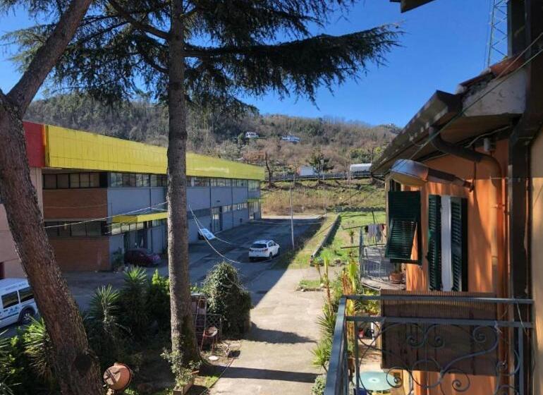 Vara Motel Self Check In