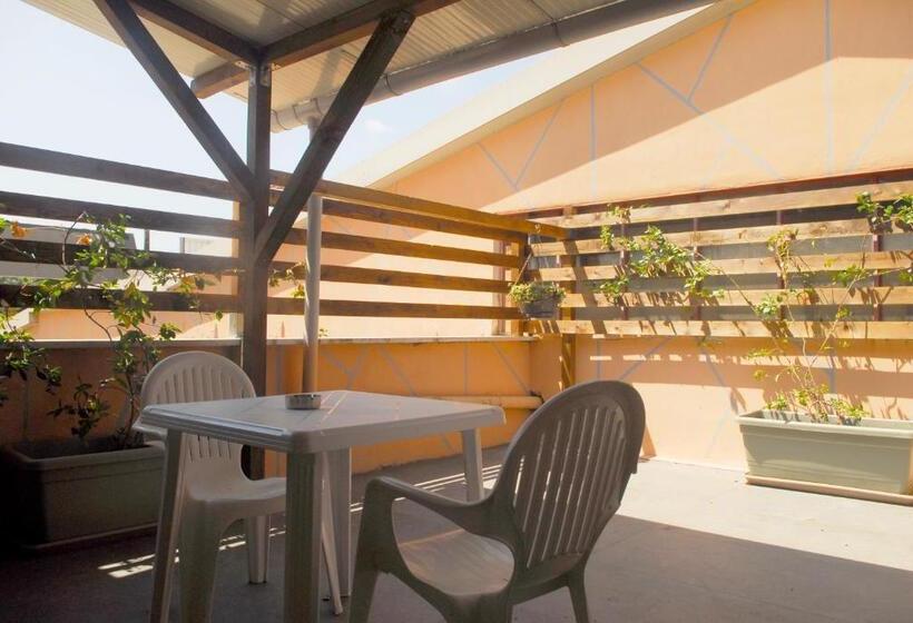 Vara Motel Self Check In