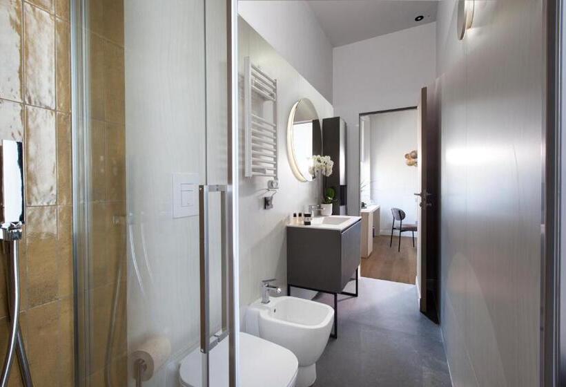 Vesuvius Palace Apart