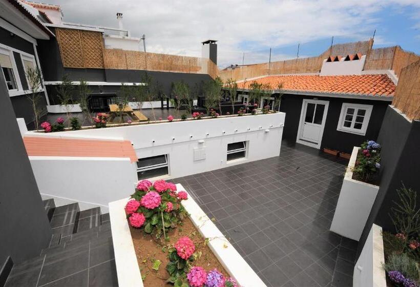 Angra Bed & Breakfast