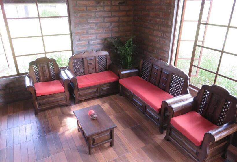 تختخواب و صبحانه Casa Del Montañero