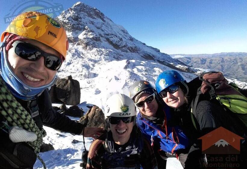 مبيت وإفطار Casa Del Montañero