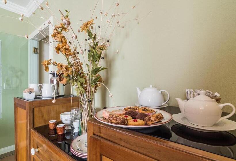 ベッドアンドブレックファースト Charming Rooms Opuntia