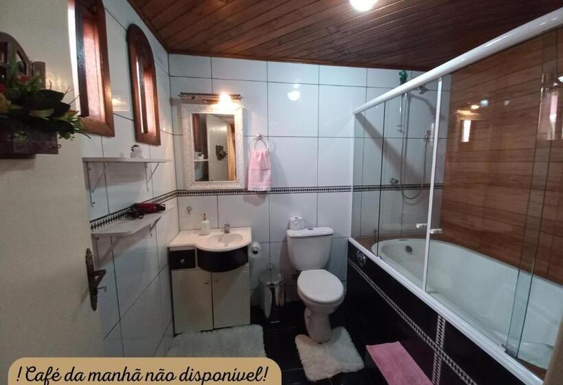 تختخواب و صبحانه Hospedagem Alternativa Família Martins