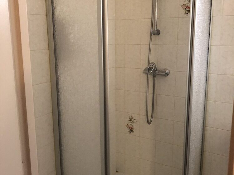 مبيت وإفطار Le Relais Du Lac