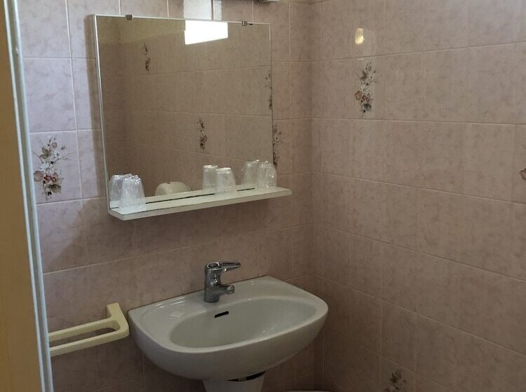 مبيت وإفطار Le Relais Du Lac