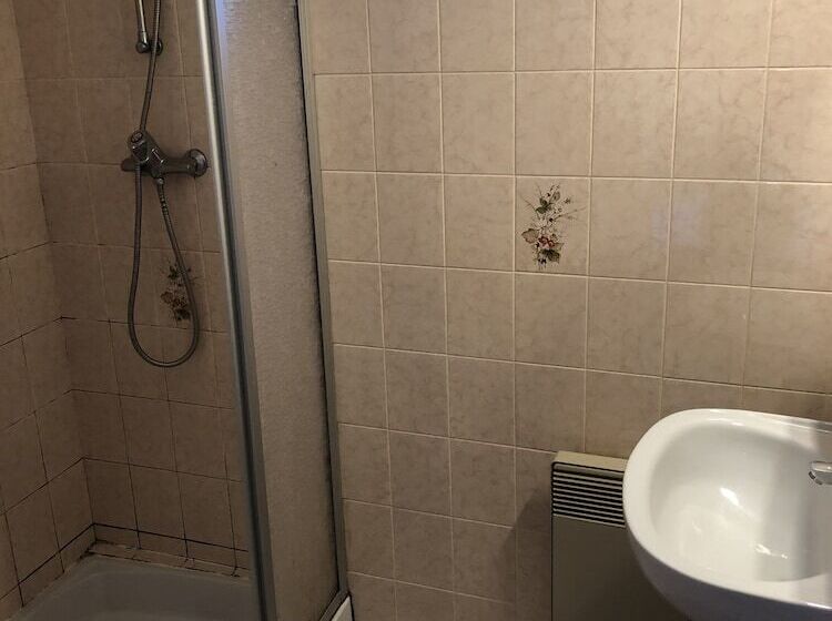 مبيت وإفطار Le Relais Du Lac