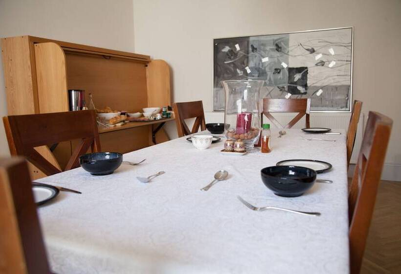 住宿加早餐 Loder House