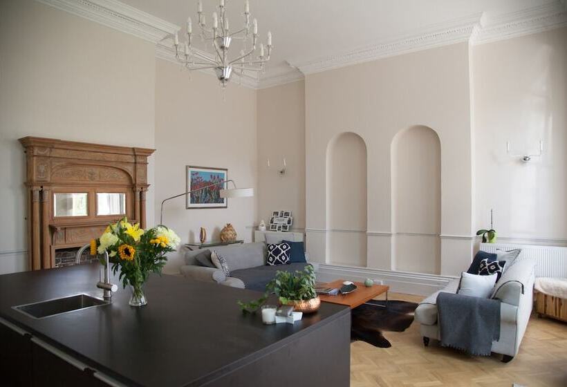 住宿加早餐 Loder House