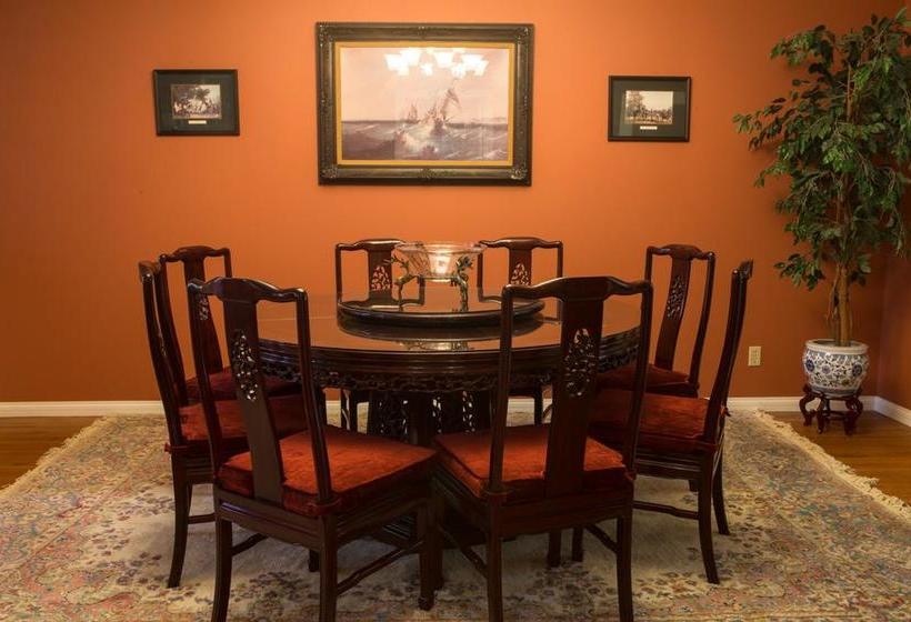 צימר Sleepy Creek Country Manor