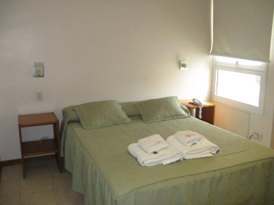 ホテル Brisen Alojamientos