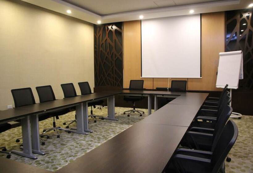 فندق Almuhaidb Residence Al Jubail