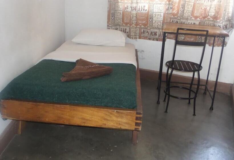 هتل Arusha Backpackers