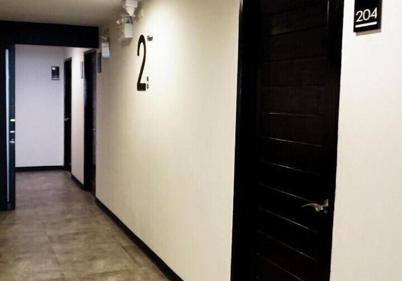 B Black Hotel Chonburi