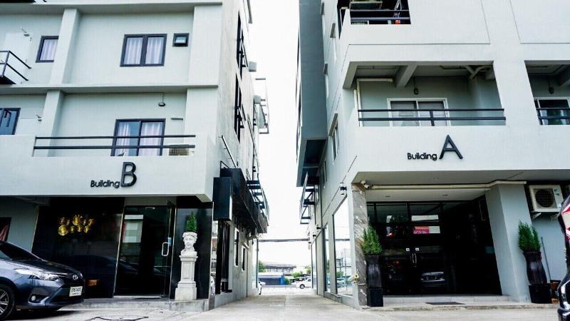 B Black Hotel Chonburi