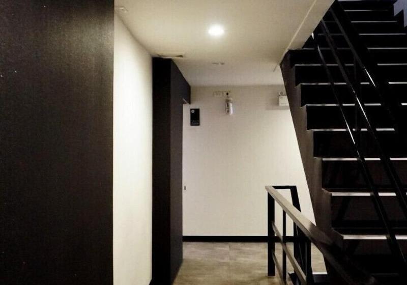 B Black Hotel Chonburi