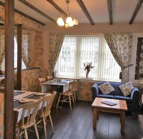 Отель Belgrave Arms