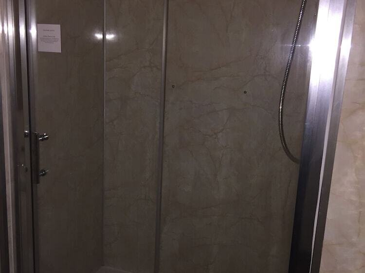 Отель Belgrave Arms