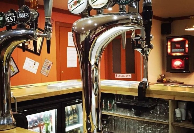 Отель Belgrave Arms