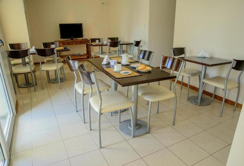 Отель Brisen Alojamientos