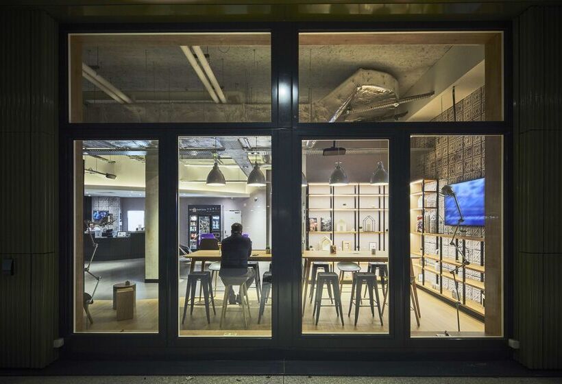 فندق Campanile Paris Sud Saclay  Gif Sur Yvette