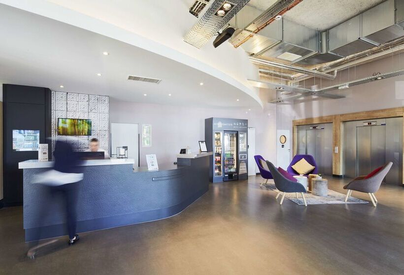 فندق Campanile Paris Sud Saclay  Gif Sur Yvette