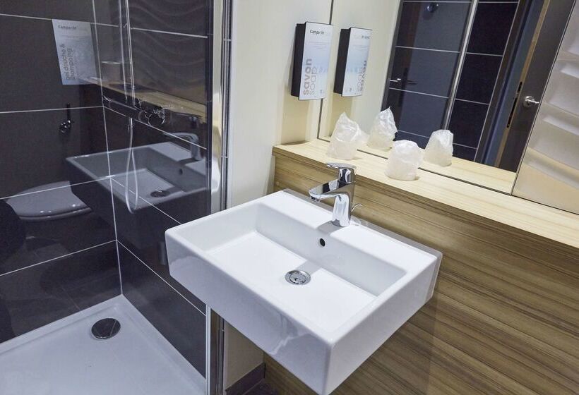 فندق Campanile Paris Sud Saclay  Gif Sur Yvette