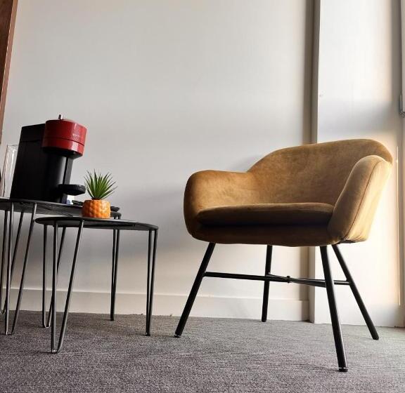 فندق Campanile Paris Sud Saclay  Gif Sur Yvette