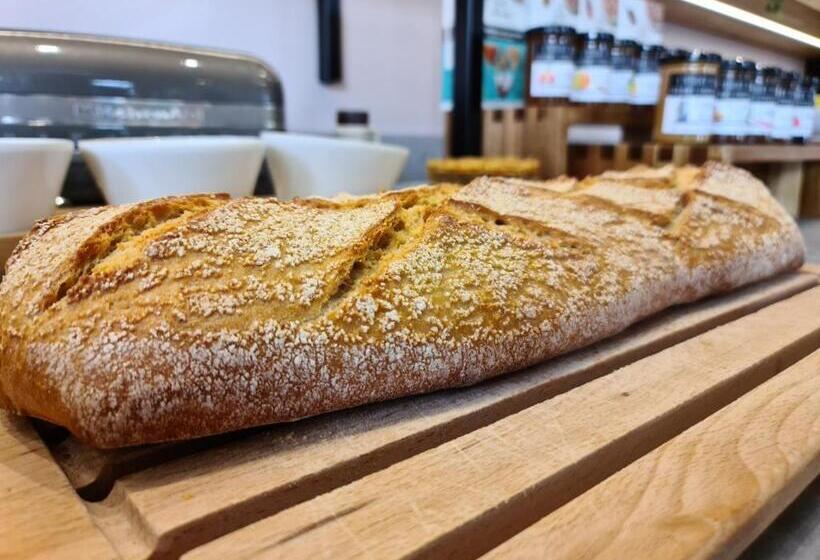 فندق Campanile Paris Sud Saclay  Gif Sur Yvette