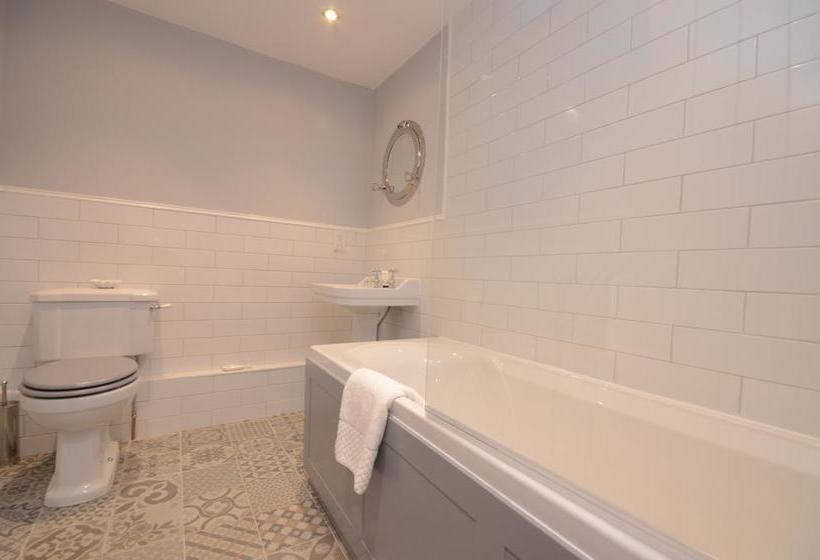 בית מלון כפרי Tomahawk Steakhouse Ponteland