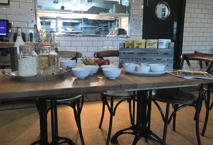 Отель Tomahawk Steakhouse Ponteland