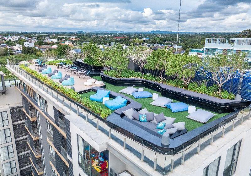 Отель Cross Vibe Pattaya Seaphere Formerly X2 Vibe Pattaya Seaphere