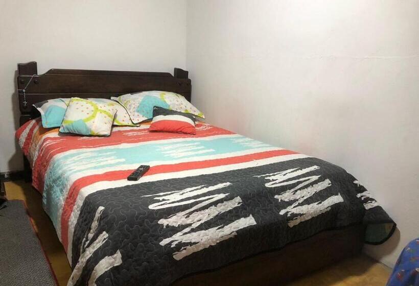 فندق El Triangulo