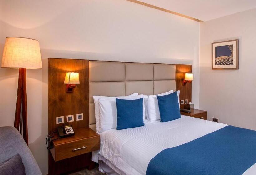 هتل Golden Tulip Canaan Kampala