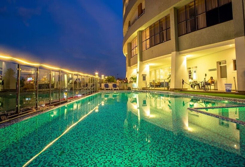 هتل Golden Tulip Canaan Kampala