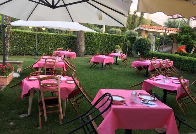 בית מלון כפרי Il Salice